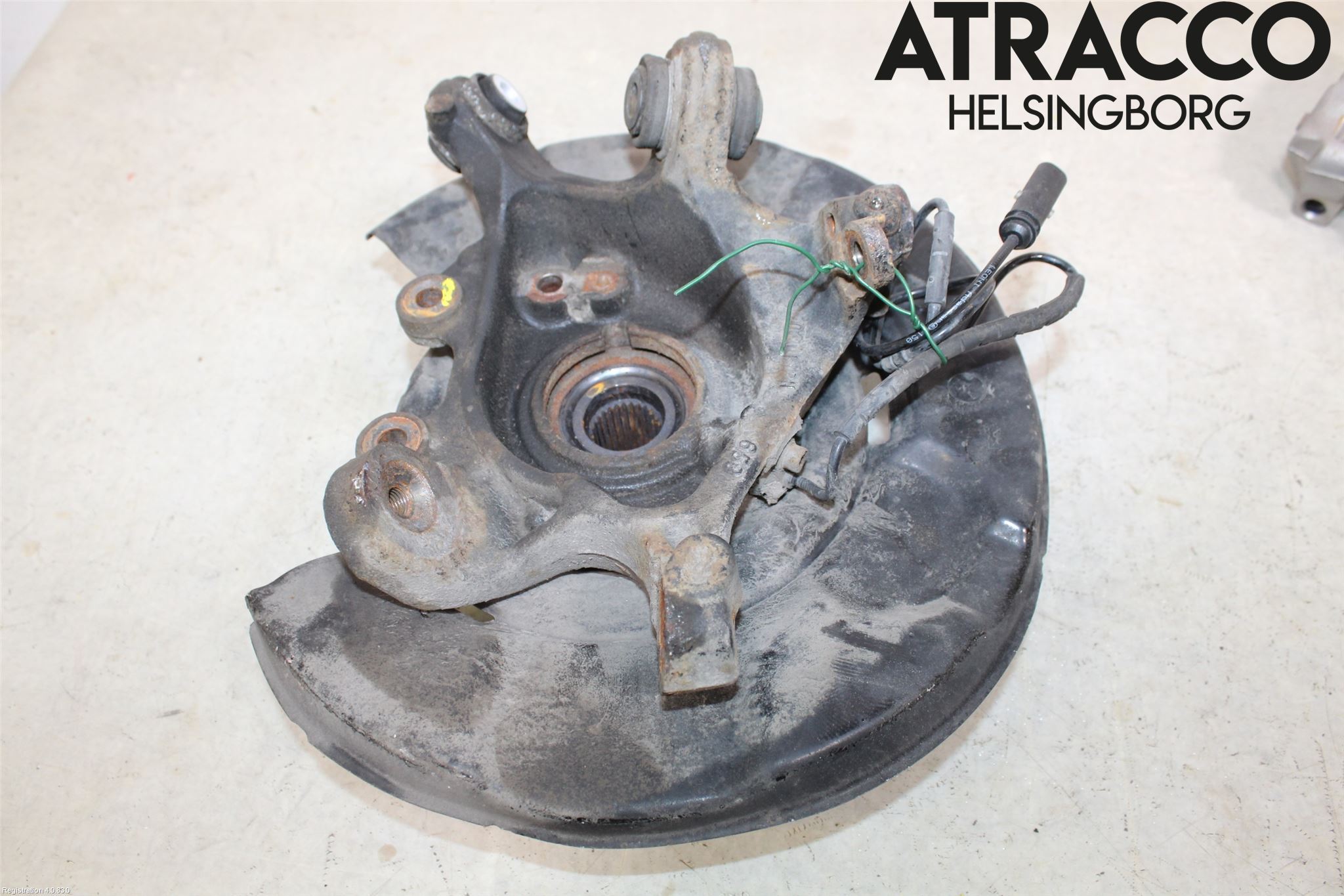 BMW 3 F30/F31/F80 12-19 Spindel Vb