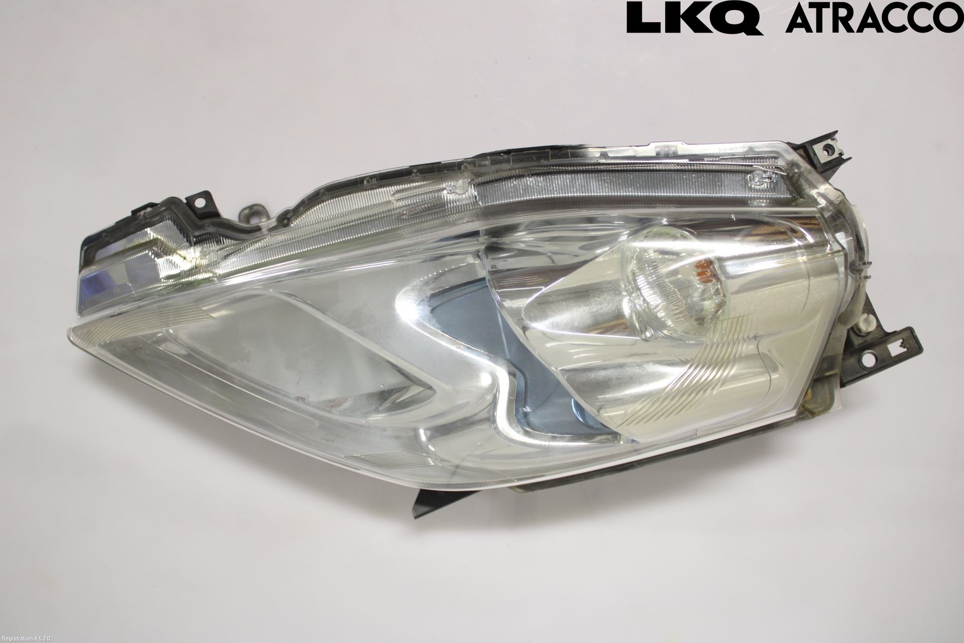 Nissan LEAF 11-17 Frontlykt Venstre
