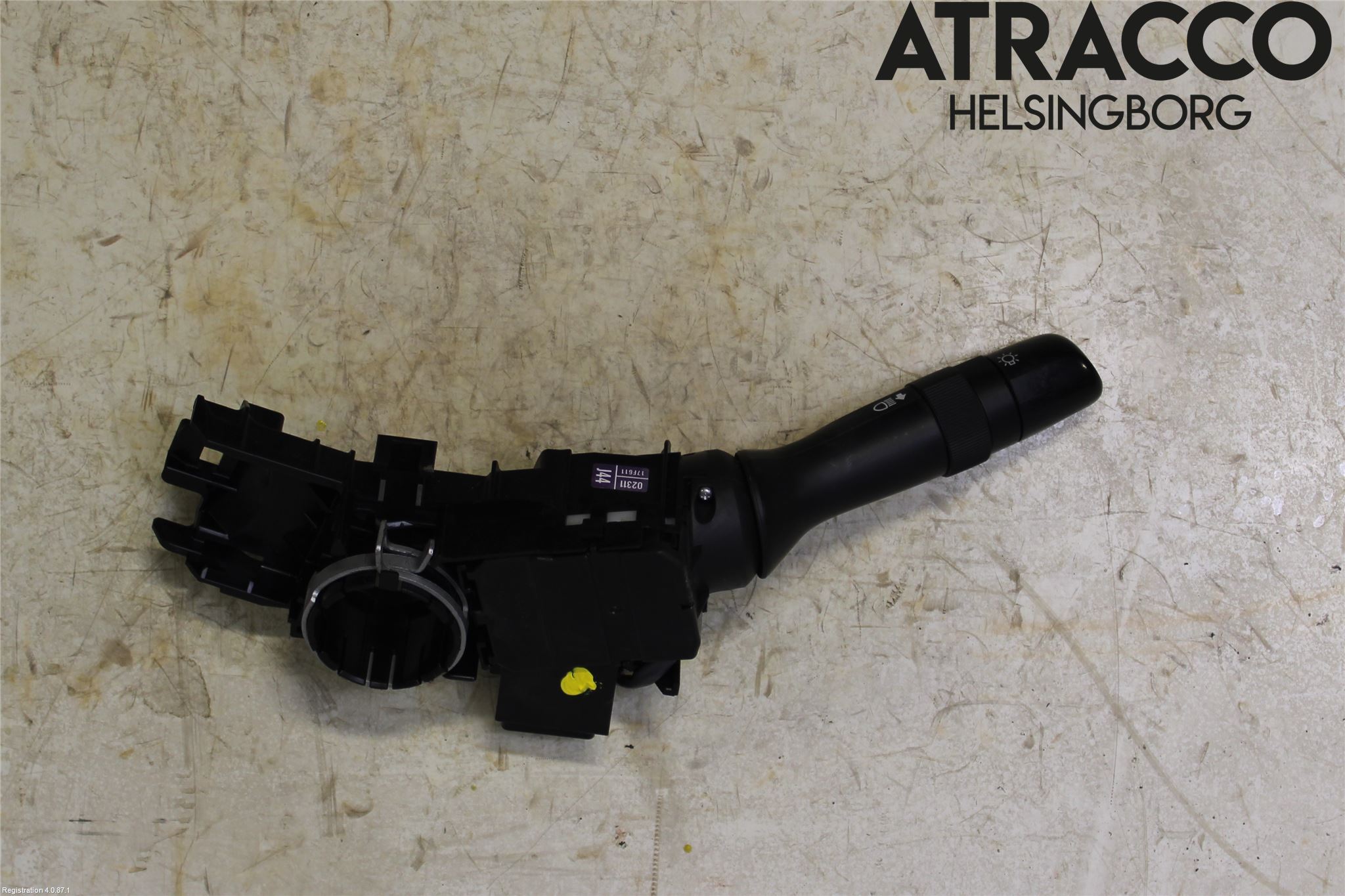 Toyota YARIS XP130 12-14 Bryter Ratt Blinklys - Lys