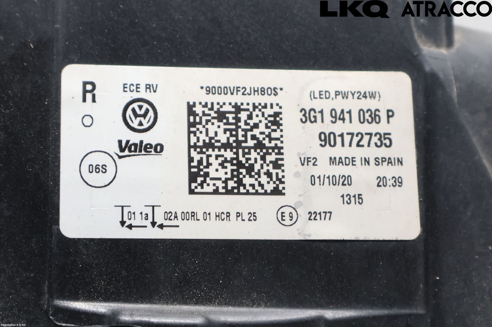 Volkswagen VW PASSAT 20-24 Frontlykt Høyre