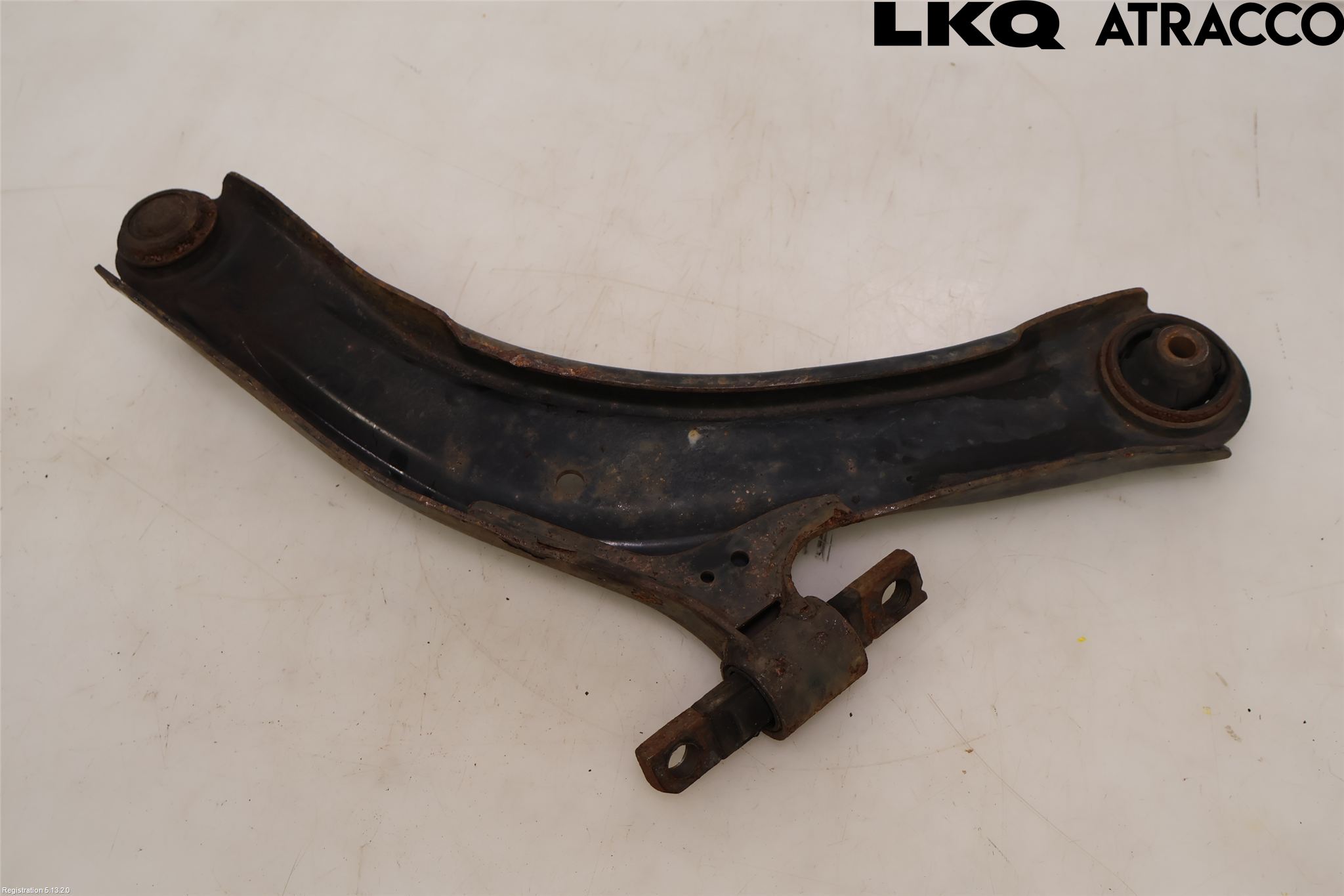 Nissan QASHQAI 10-14 Bærearm Foran Venstre Nedre