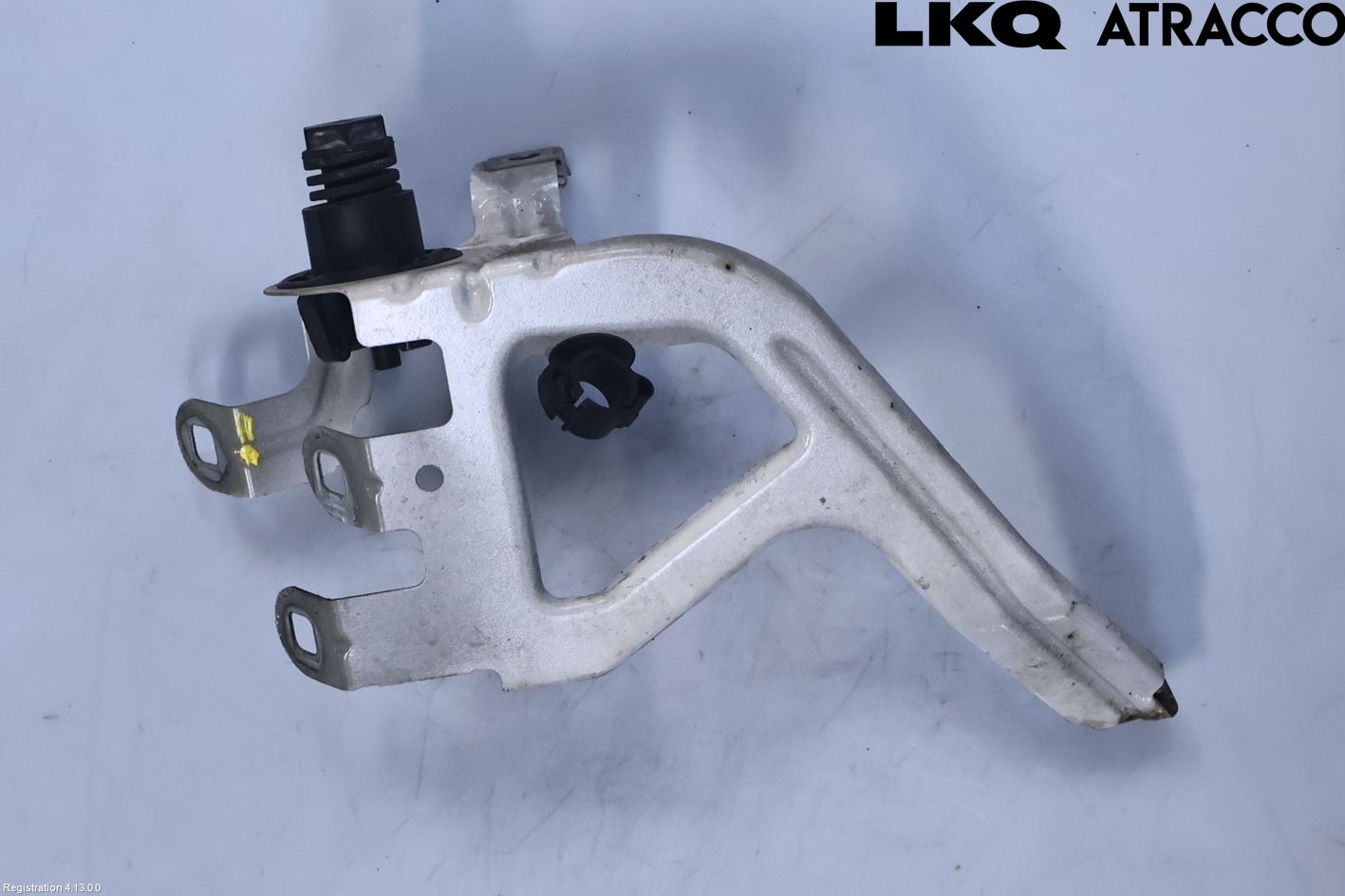 BMW 5 F10/F11/F18 09-17 Fenderfeste Foran Høy