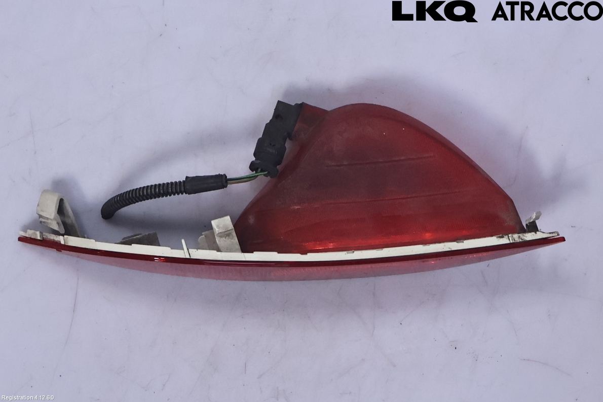 Volvo V40 12-19 Refleks Bak