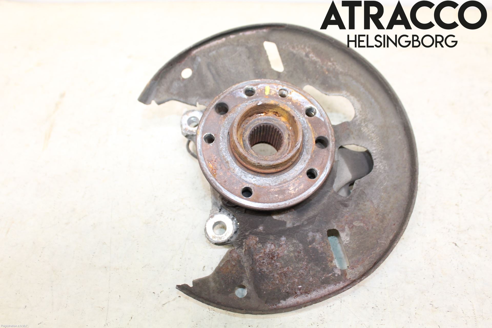 Saab 9-3 VER2/VER3 08-15 Spindel Vf