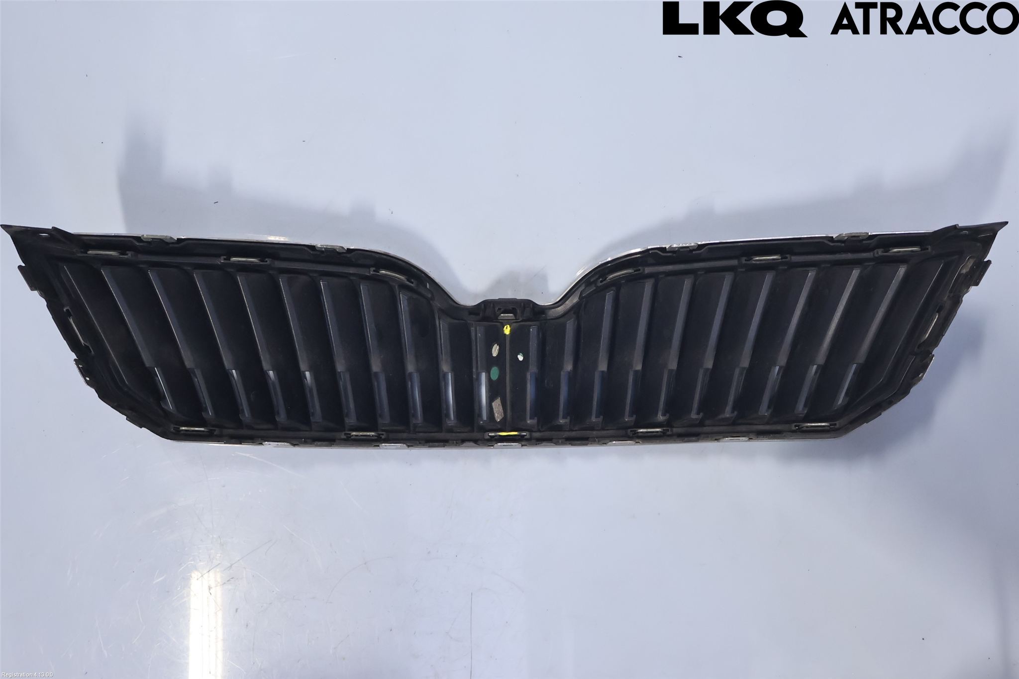 Skoda SUPERB 09-15 Grill Komplett