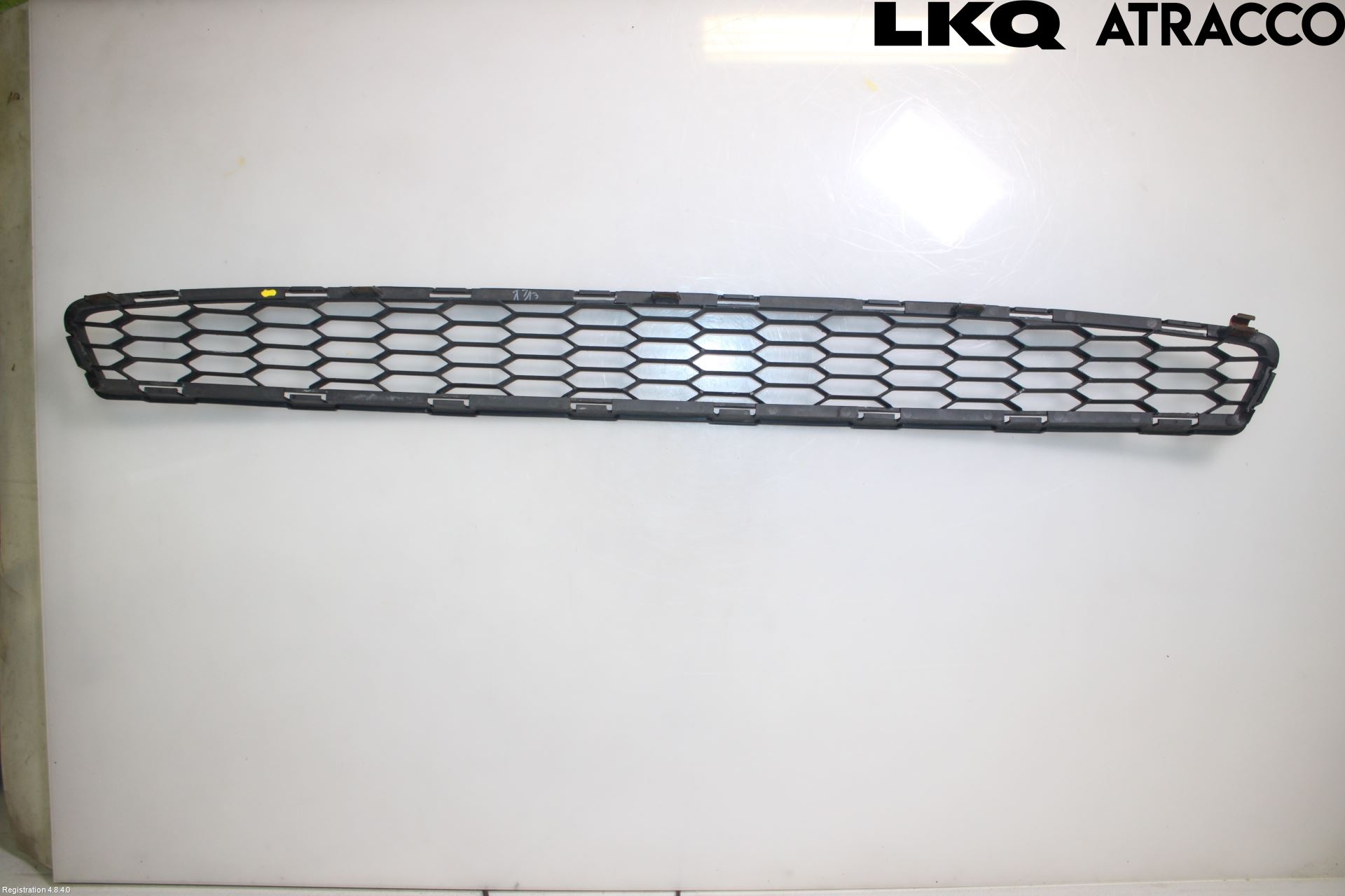Nissan LEAF 11-17 Grilldel Midt