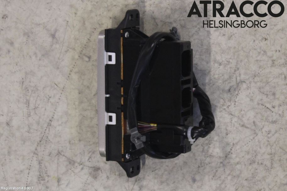 Nissan LEAF 11-17 Stereo Radio Med Cd