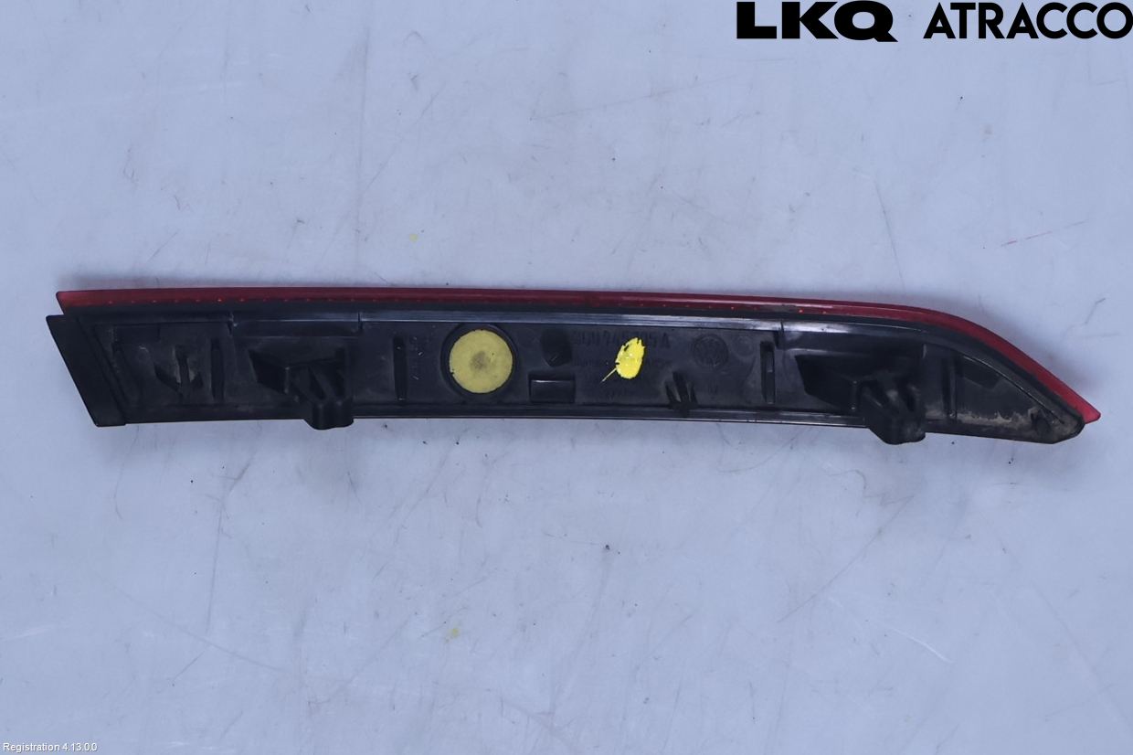 Volkswagen VW PASSAT 15-19 Refleks Bak