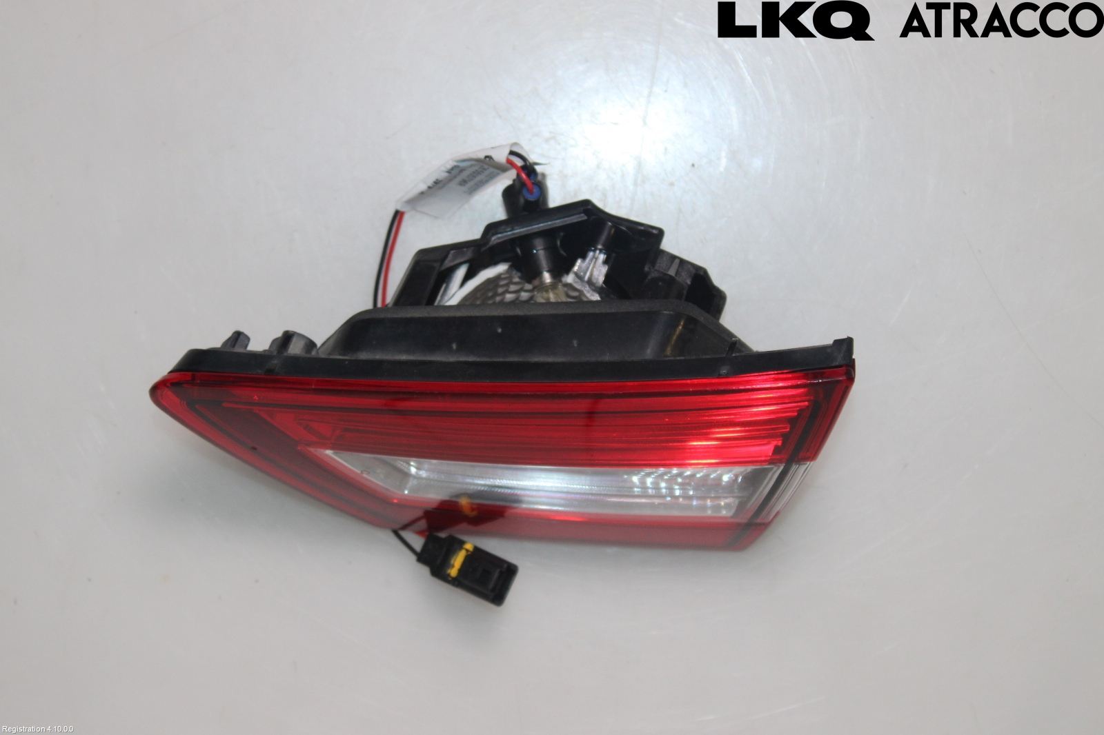 Renault CLIO IV 16-19 Baklykt Høyre  På Luke(Indre)