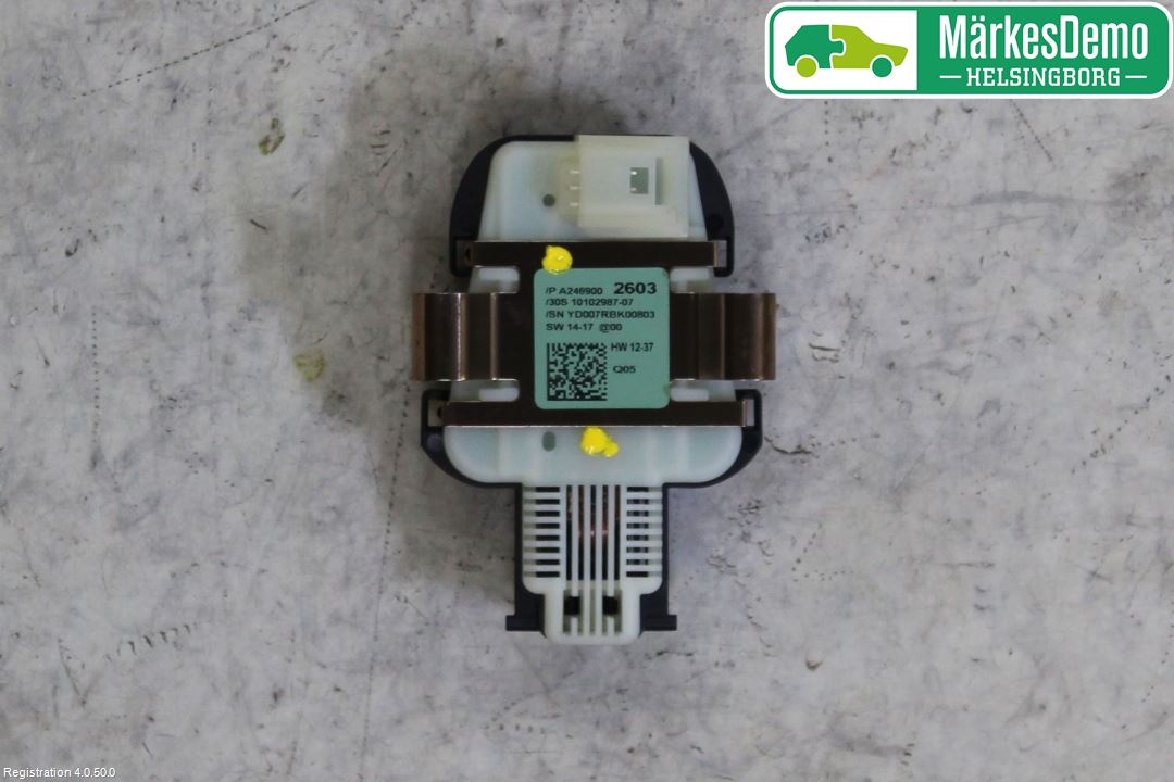 Mercedes-Benz MB GLA-KLASS (X156) 13-20 Sensor Regnsensor
