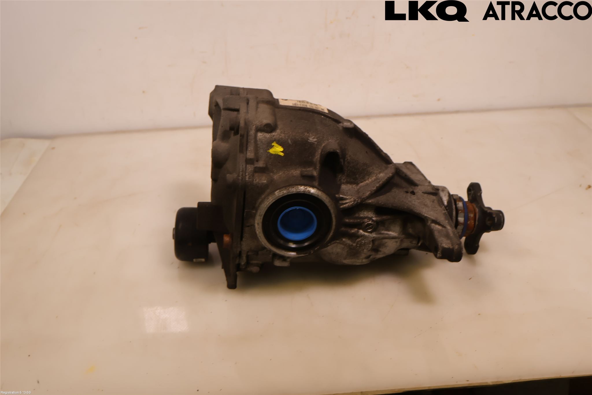 BMW 5 G30/G31/F90 17-23 Bakaksel Kardang Bak -Diff