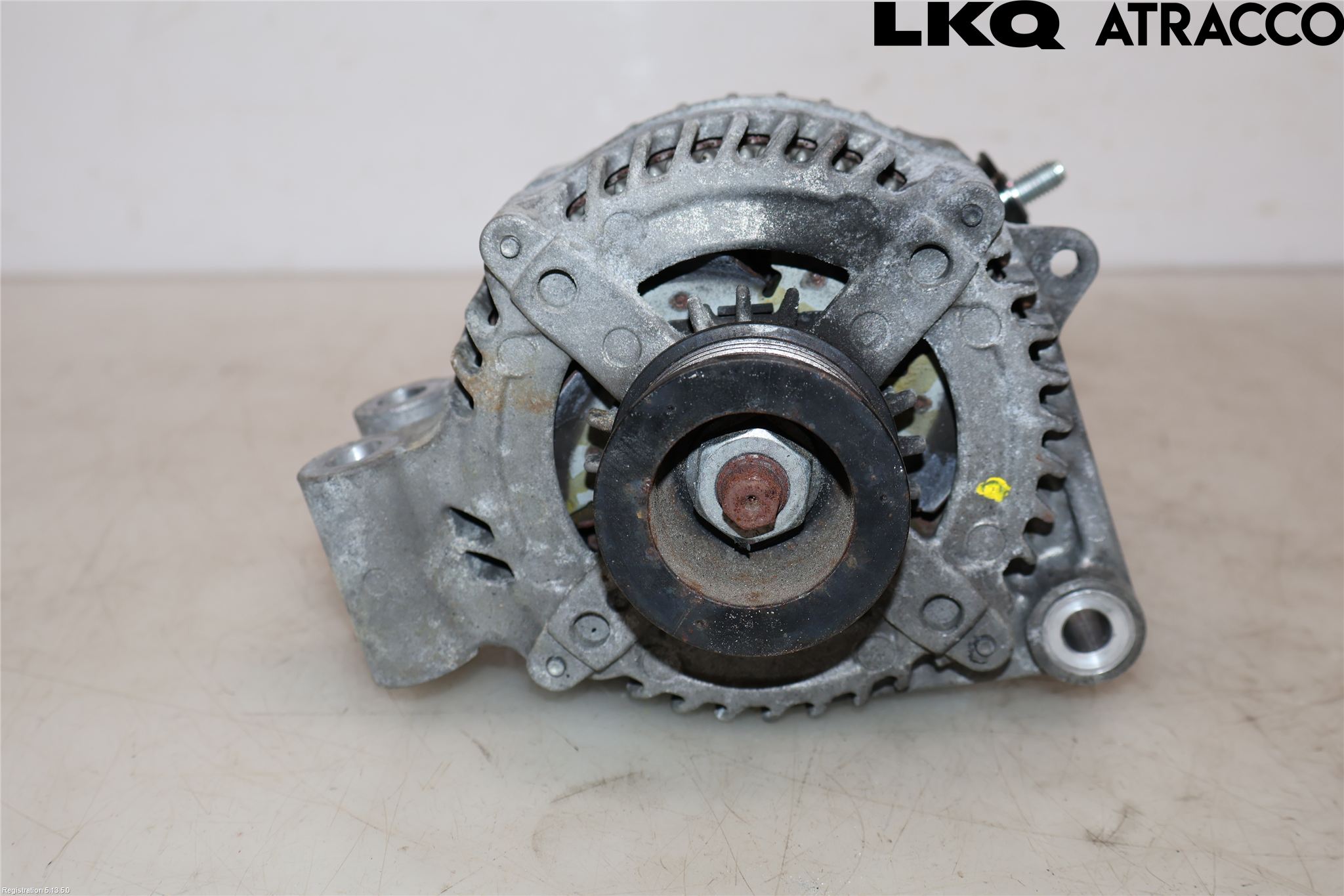 Jaguar XJ X351        10- Dynamo