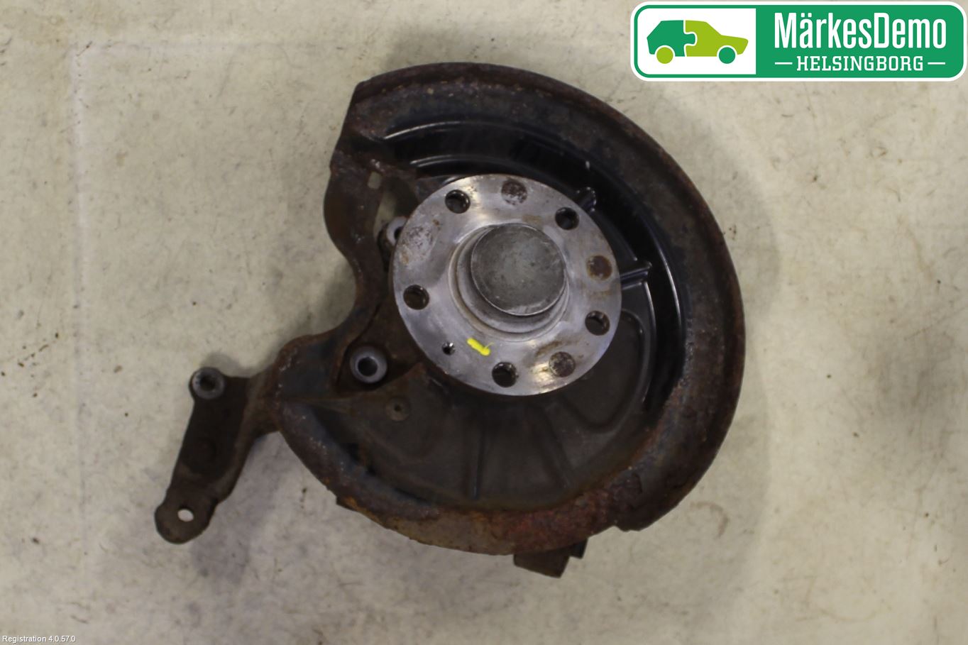 Volkswagen VW TOURAN 10-15 Spindel Vb