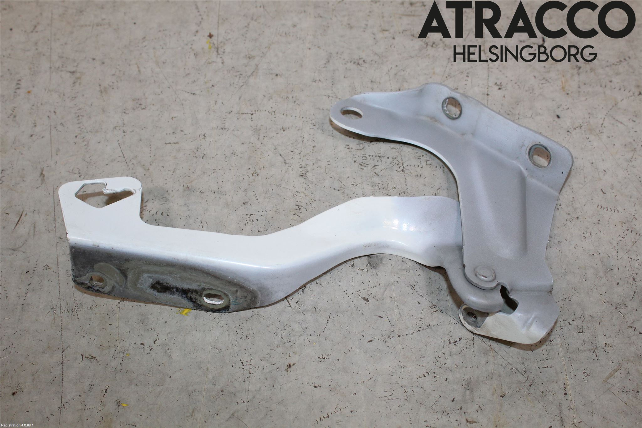 Nissan MICRA 11-16 Panser Hengsel - Hengsler