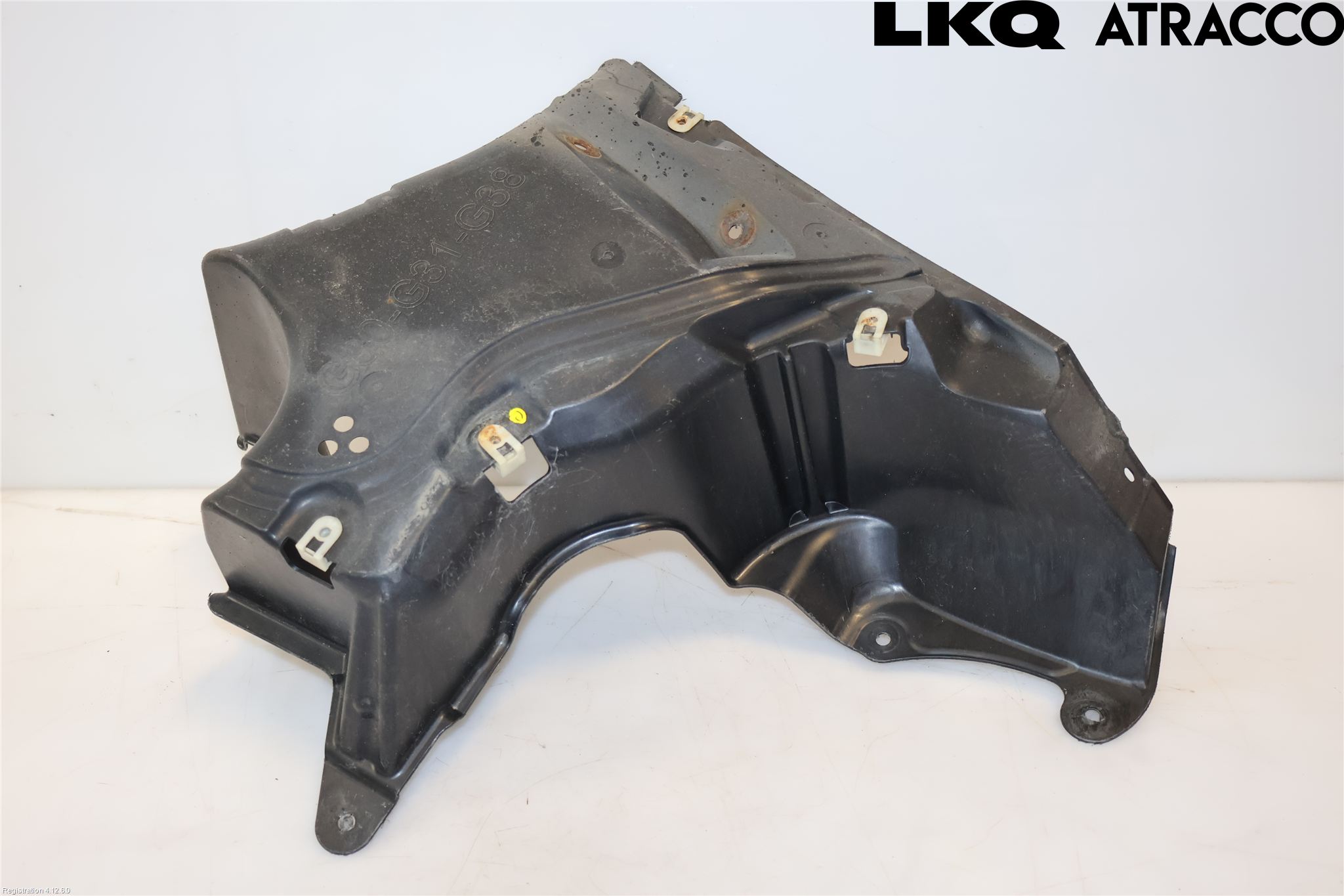 BMW 5 G30/G31/F90 17-23 Bunnplate U Motor-Gear-Dørk