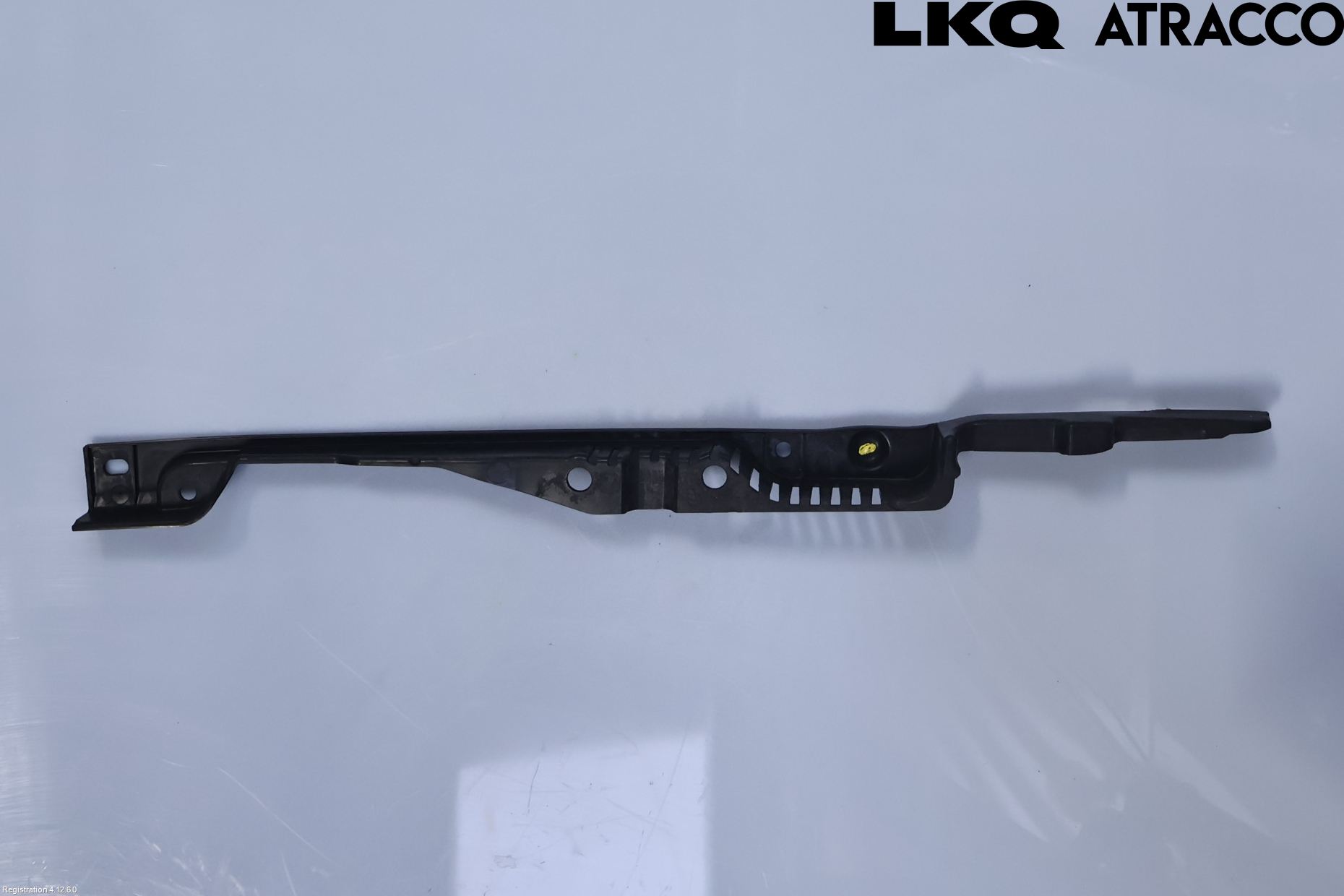Volvo V60 19- Visker Deksel-Grill-Under Frr