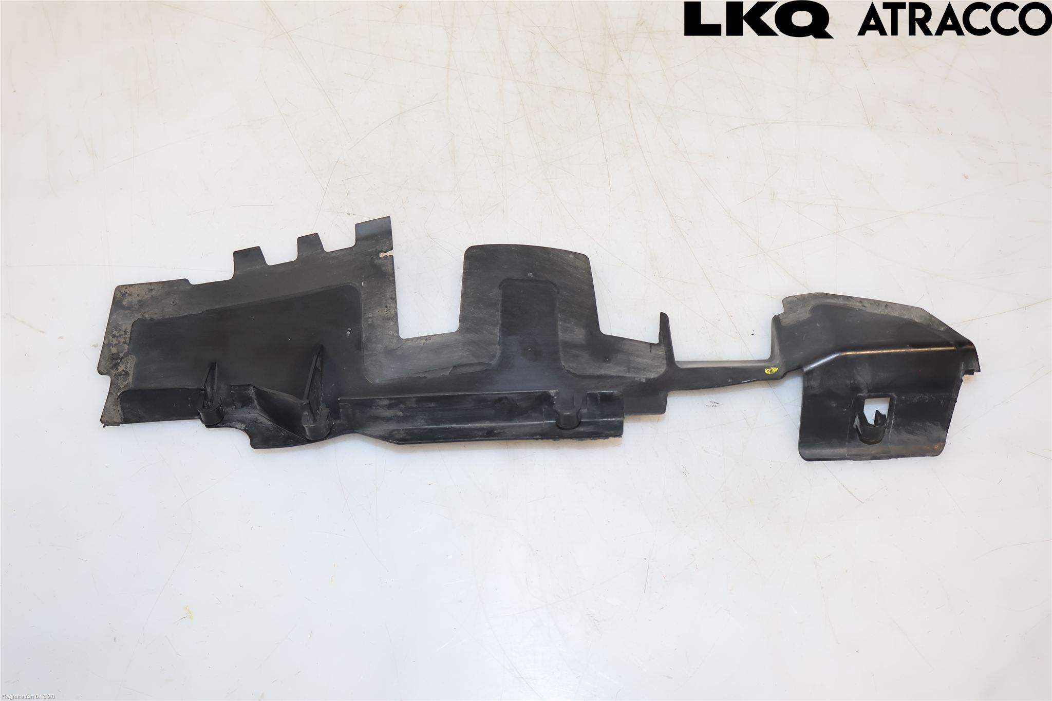 Volkswagen VW PASSAT 11-14 Luftstyring Front