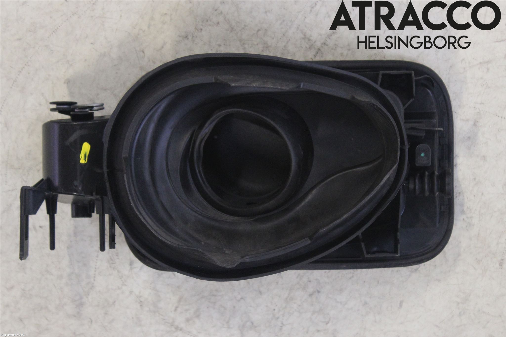 BMW 3 F30/F31/F80 12-19 Drivstoff Tankluke