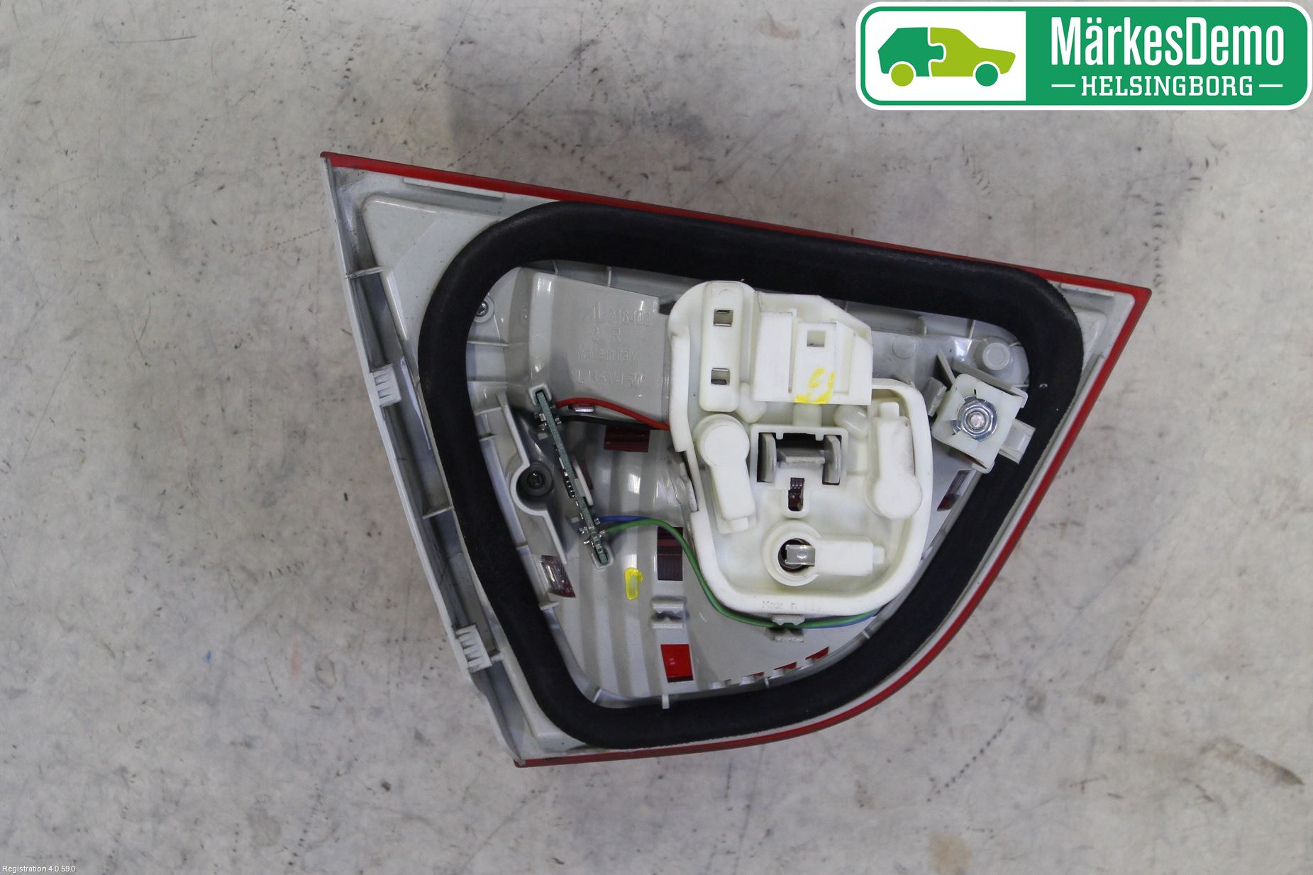 BMW 3 E90/91 SED/TOU 05-12 Baklykt Høyre  På Luke(Indre)