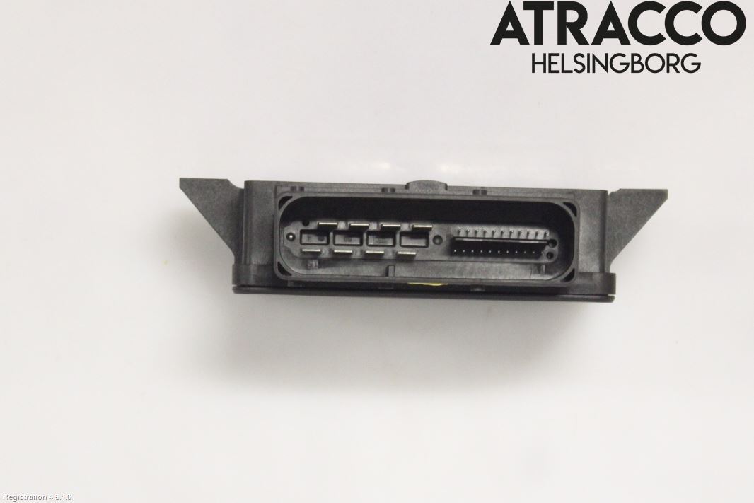 Audi A8/S8 4H 10-17 Styreenhet Parkbrems