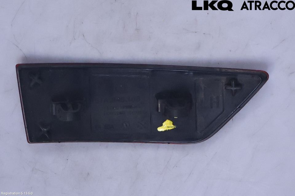 Volkswagen VW TOURAN 16- Refleks Bak
