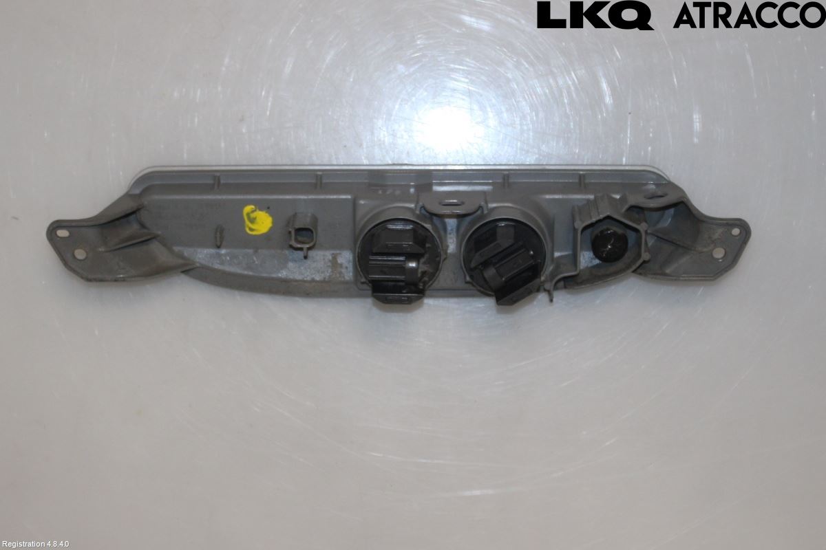 Toyota YARIS XP21 20- Refleks Bak