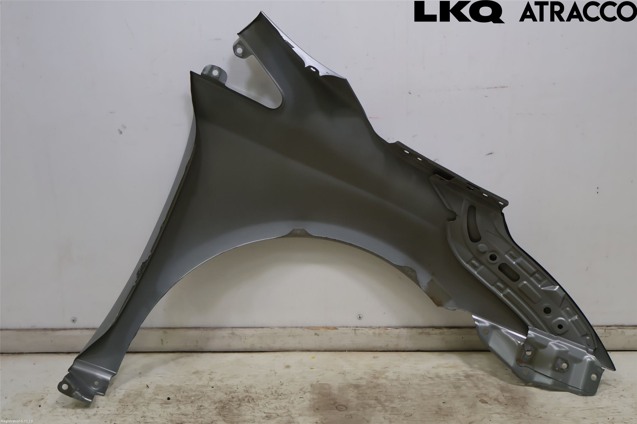 Toyota AVENSIS 09-15 Skjerm Foran Venstre