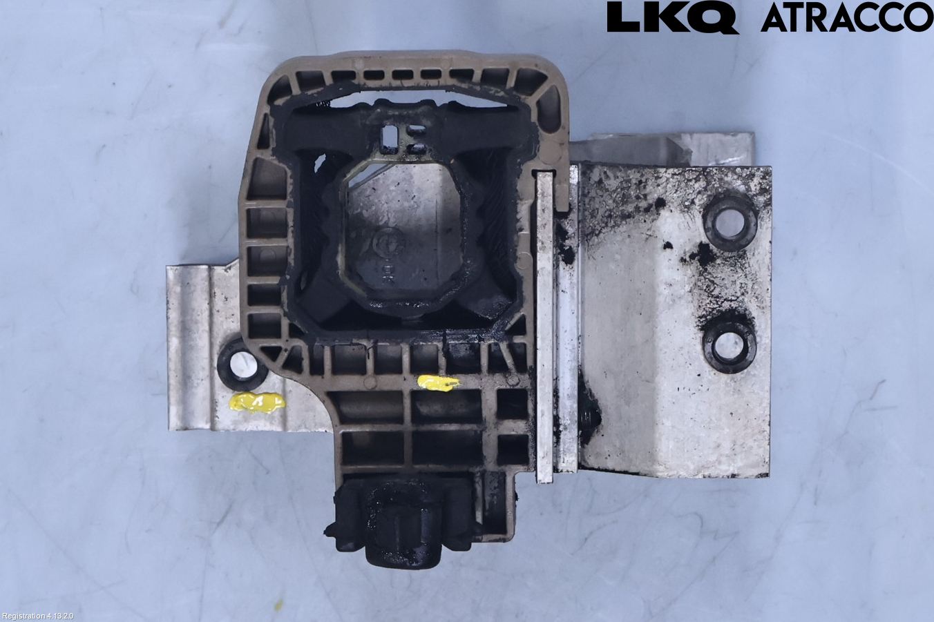BMW 5 G30/G31/F90 17-23 Radiator Feste - Ramme - Bjelk
