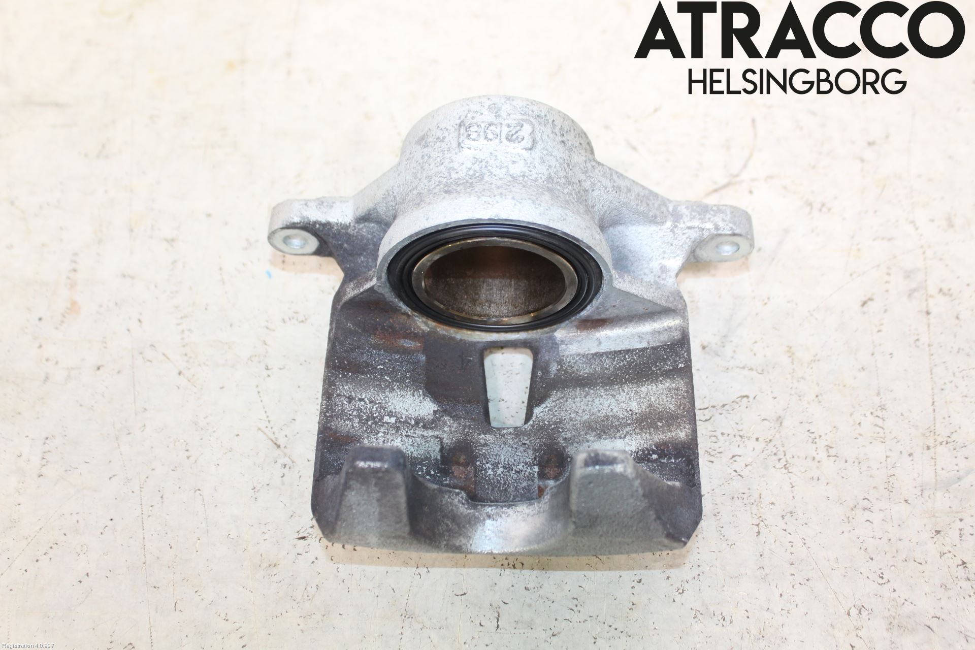Toyota COROLLA CROSS XG10 22- Bremsecaliper Foran Høyre