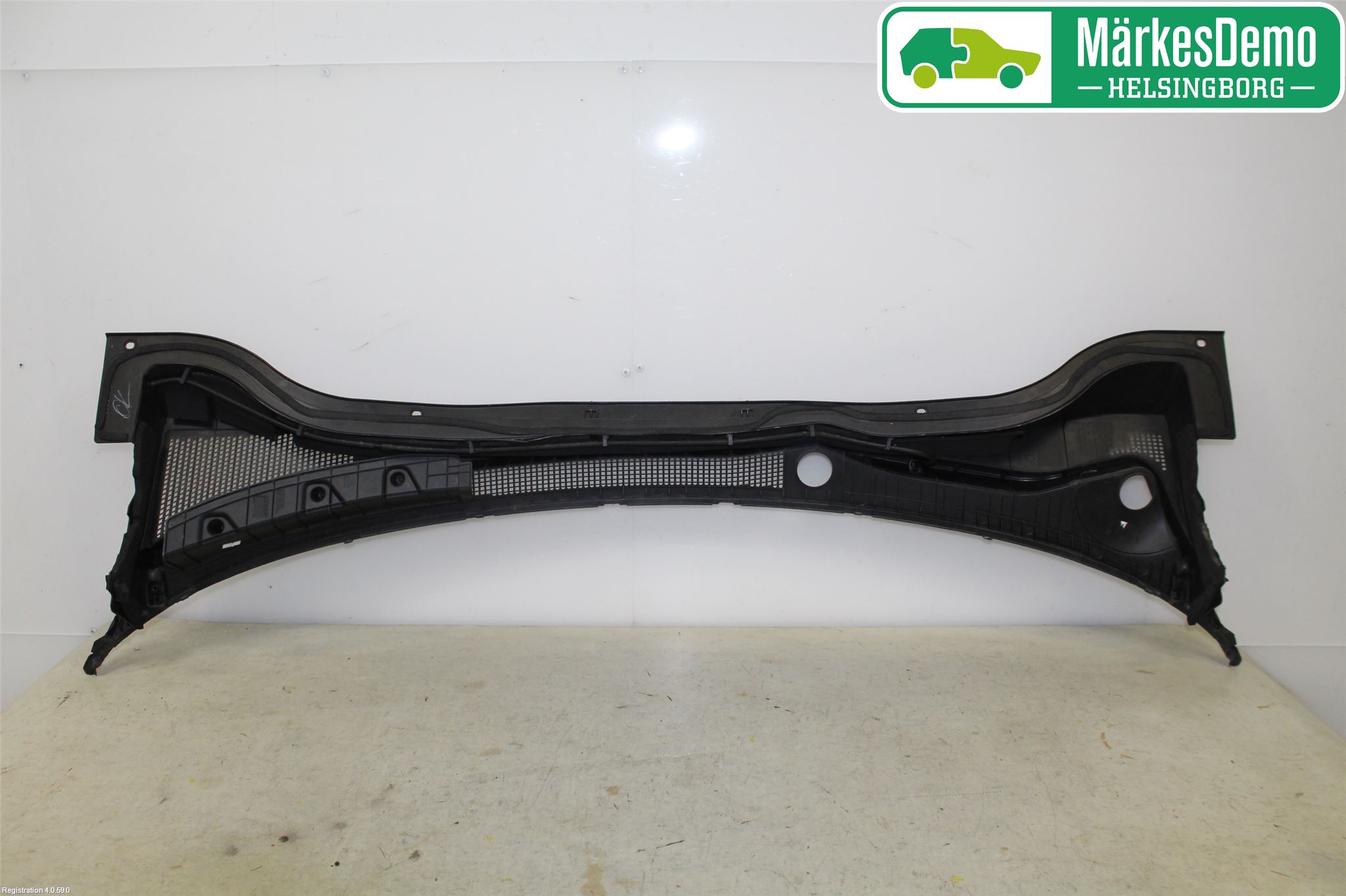 Hyundai TUCSON 05- Visker Deksel-Grill-Under Frr