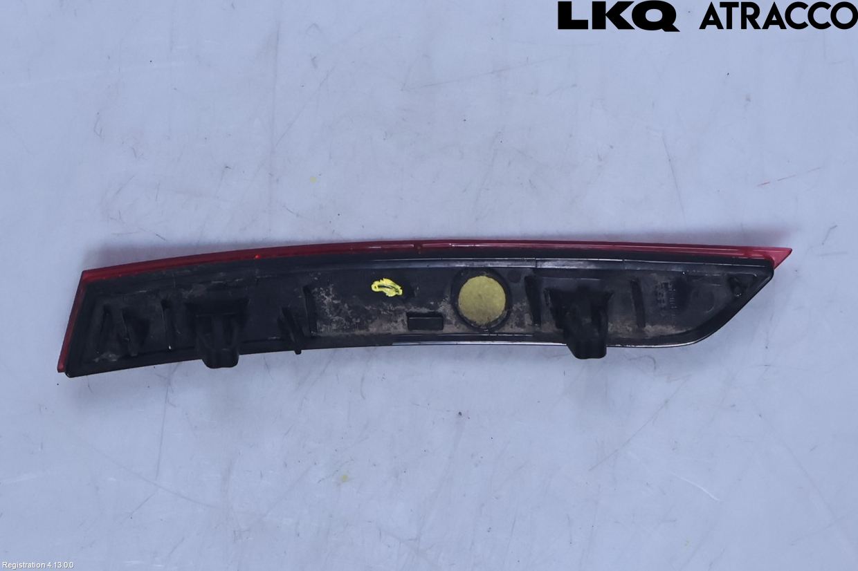 Volkswagen VW PASSAT 15-19 Refleks Bak