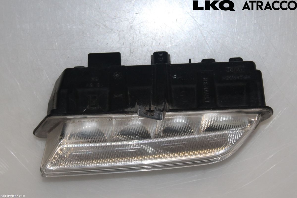 Renault CLIO IV 12-16 Parklykt Foran Venstre