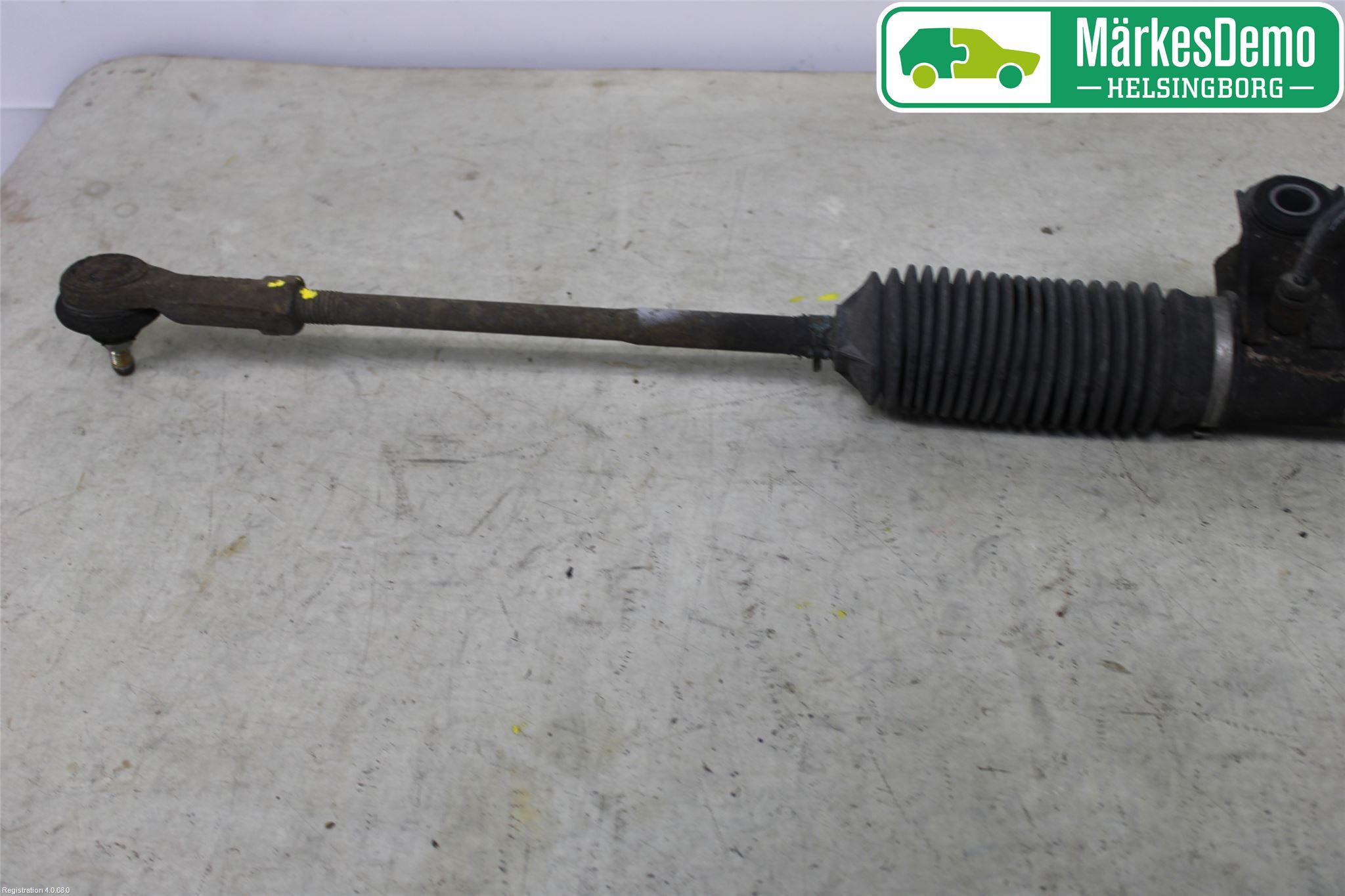 Ford TRANSIT CONNECT 09-13 Servo Snekke - Tannstang