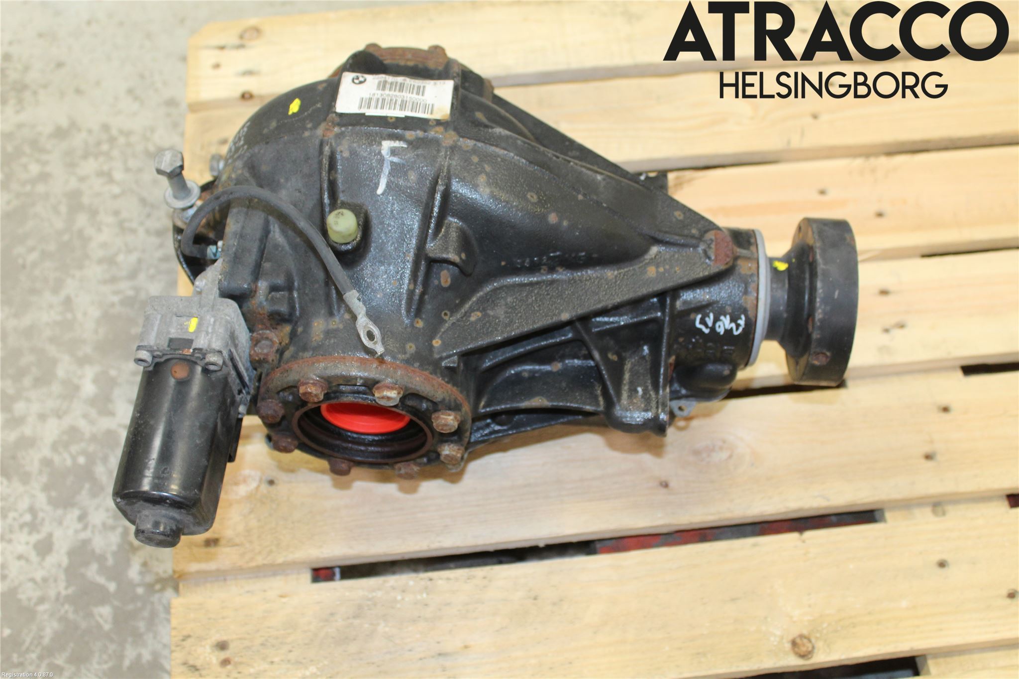 BMW 5 F10/F11/F18 09-17 Bakaksel Kardang Bak -Diff