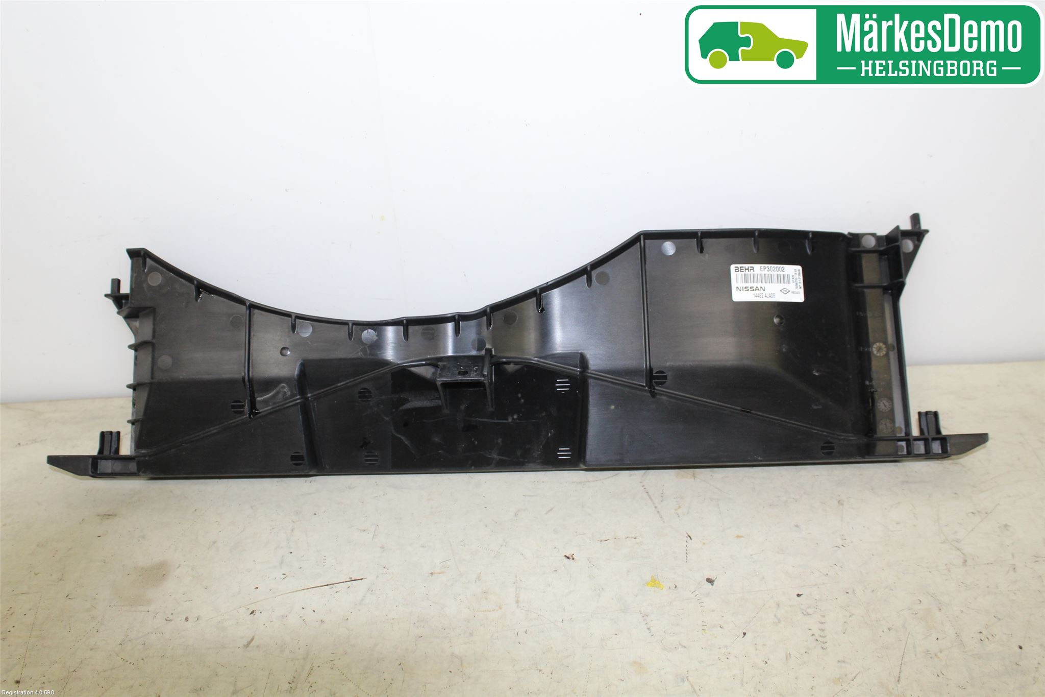 Nissan NAVARA, TREK-1 17-21 Luftstyring Front
