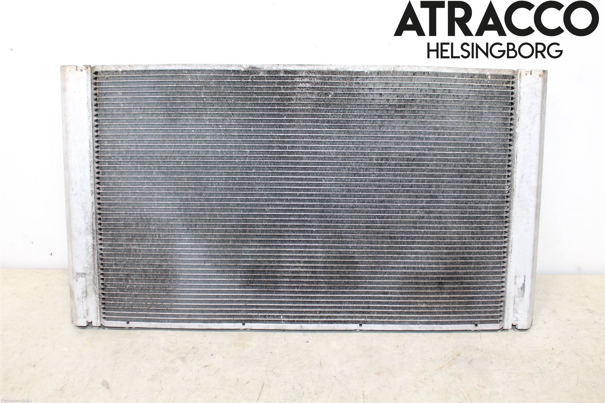 BMW 7 E65/66    00-08 Radiator Automat