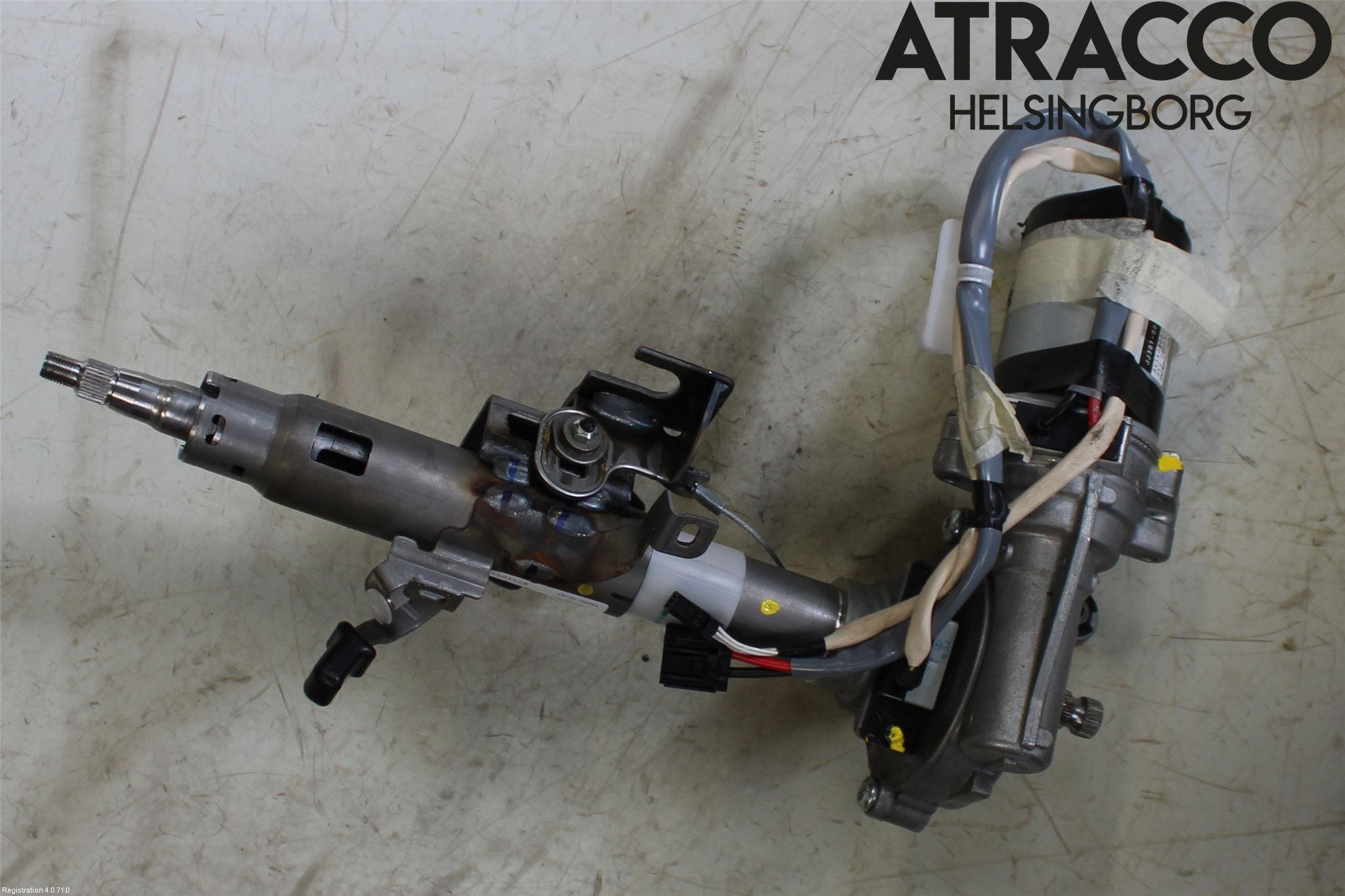 Toyota YARIS XP130 15-20 Rattakselaggregat Innebygd Servo