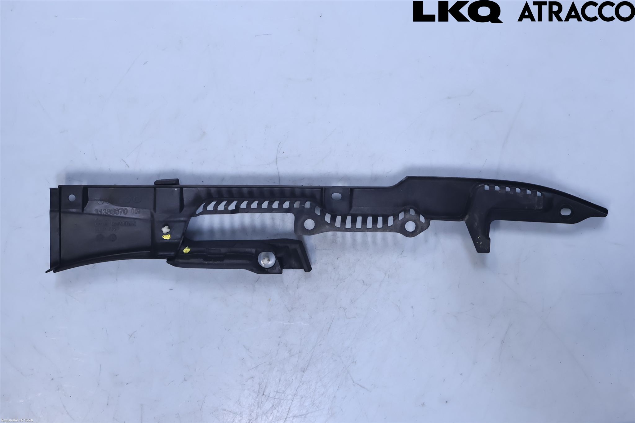 Volvo V90 17->> Tackplast Front