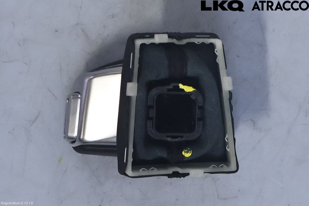 Audi A4 ALLROAD 17- Gearspak Kule