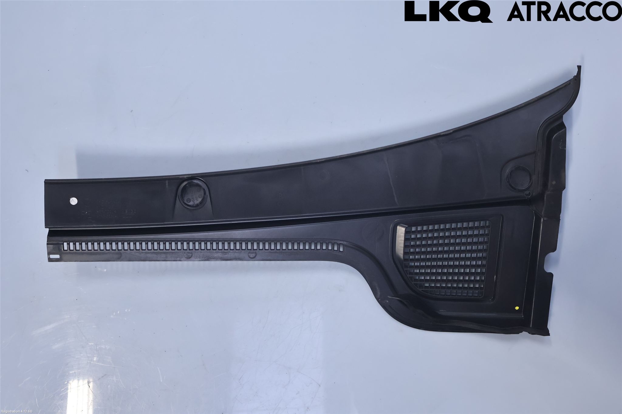 Volkswagen VW GOLF / E-GOLF VIII 20- Visker Deksel-Grill-Under Frr