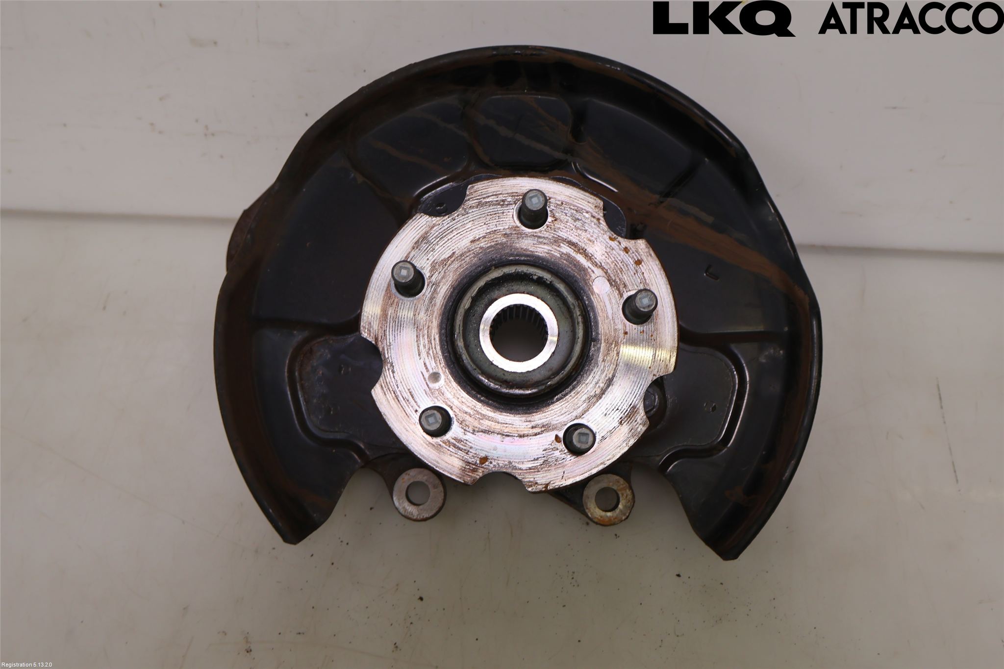 Lexus NX 300h 15-21 Spindel Vb