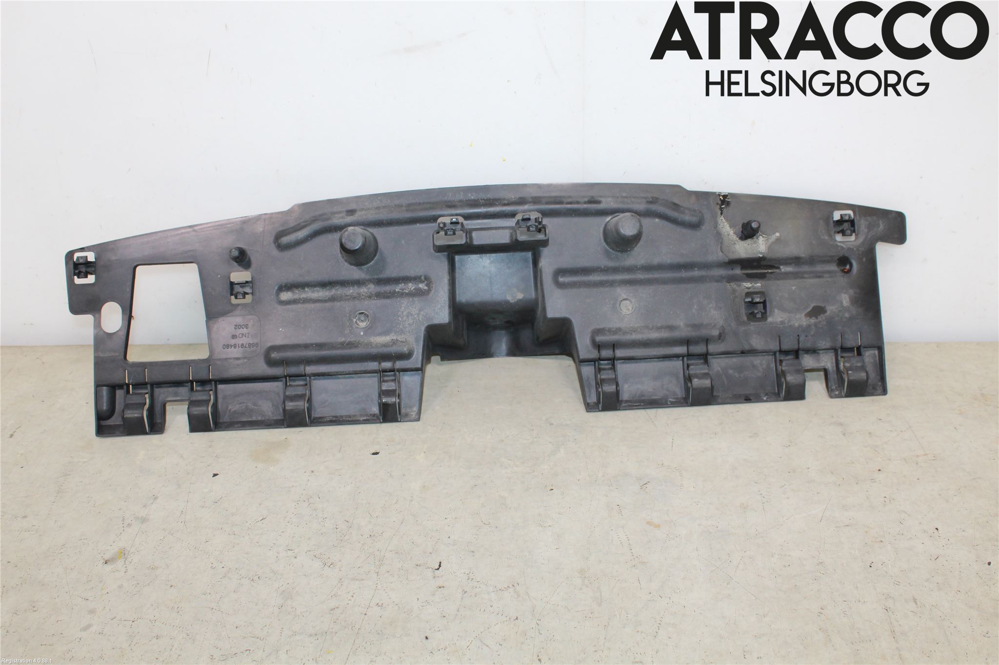 Peugeot 3008 09-16 Luftstyring Front