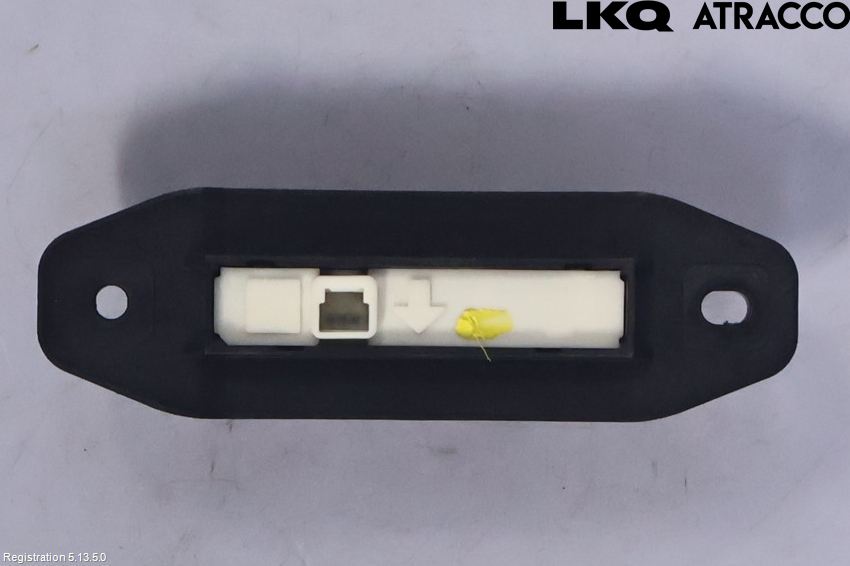 Toyota AURIS 13-19 Bakluke Handtak Ytre