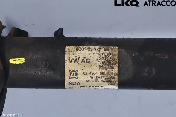 Volkswagen VW PASSAT 15-19 Fjærbein Foran Venstre