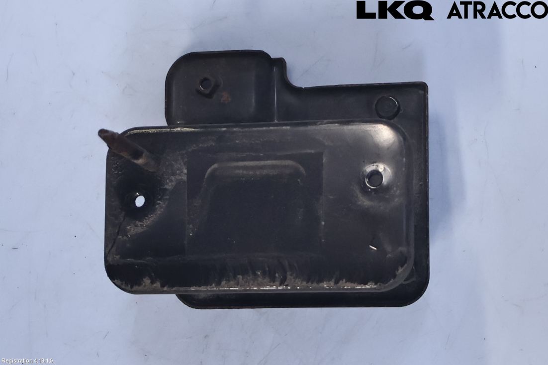 Hyundai i40 16-18 Støtfanger Bak Feste
