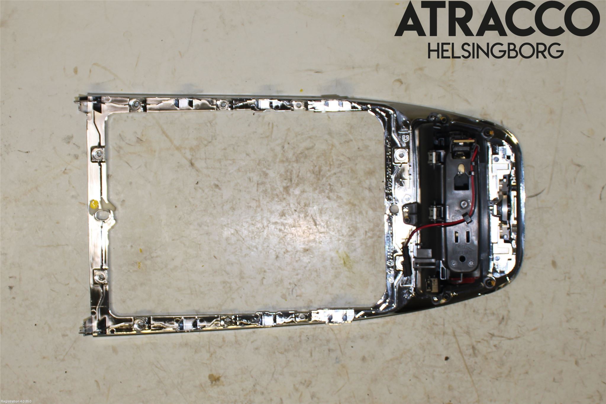 Jaguar XJ X351        10- Instrumentkonsoll Midt