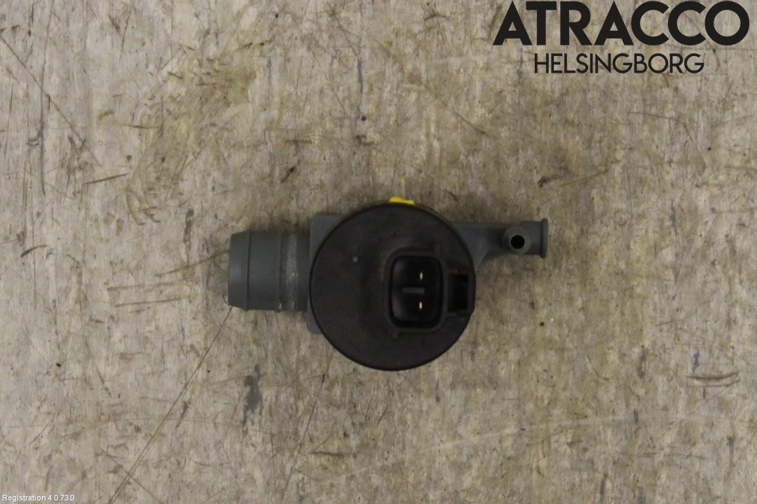 Toyota YARIS XP130 15-20 Spylerpumpe Frontrute