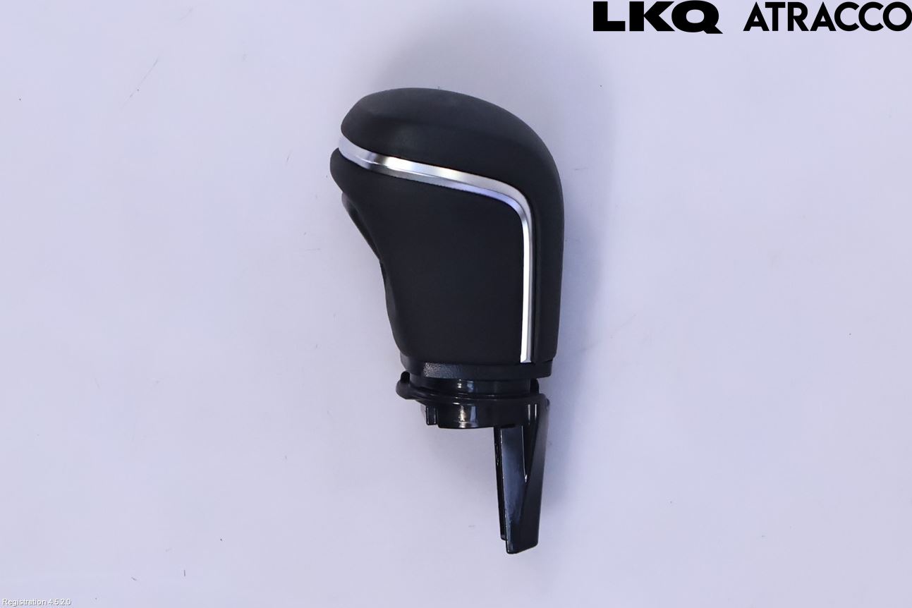 Toyota YARIS CROSS XP21 21- Gearspak Kule