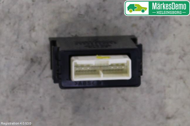 Toyota YARIS XP130 15-20 Rele Viskermotor