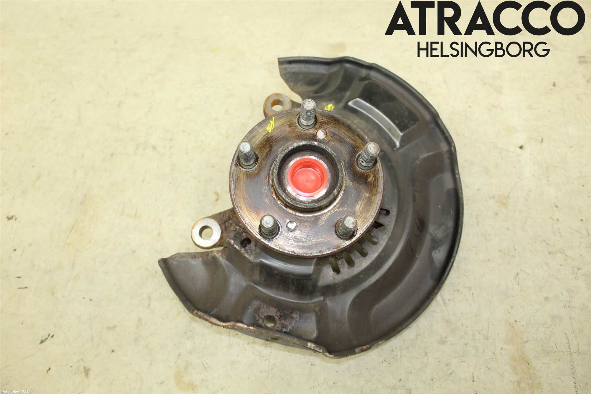 Toyota VERSO-S 11-16 Spindel Vf